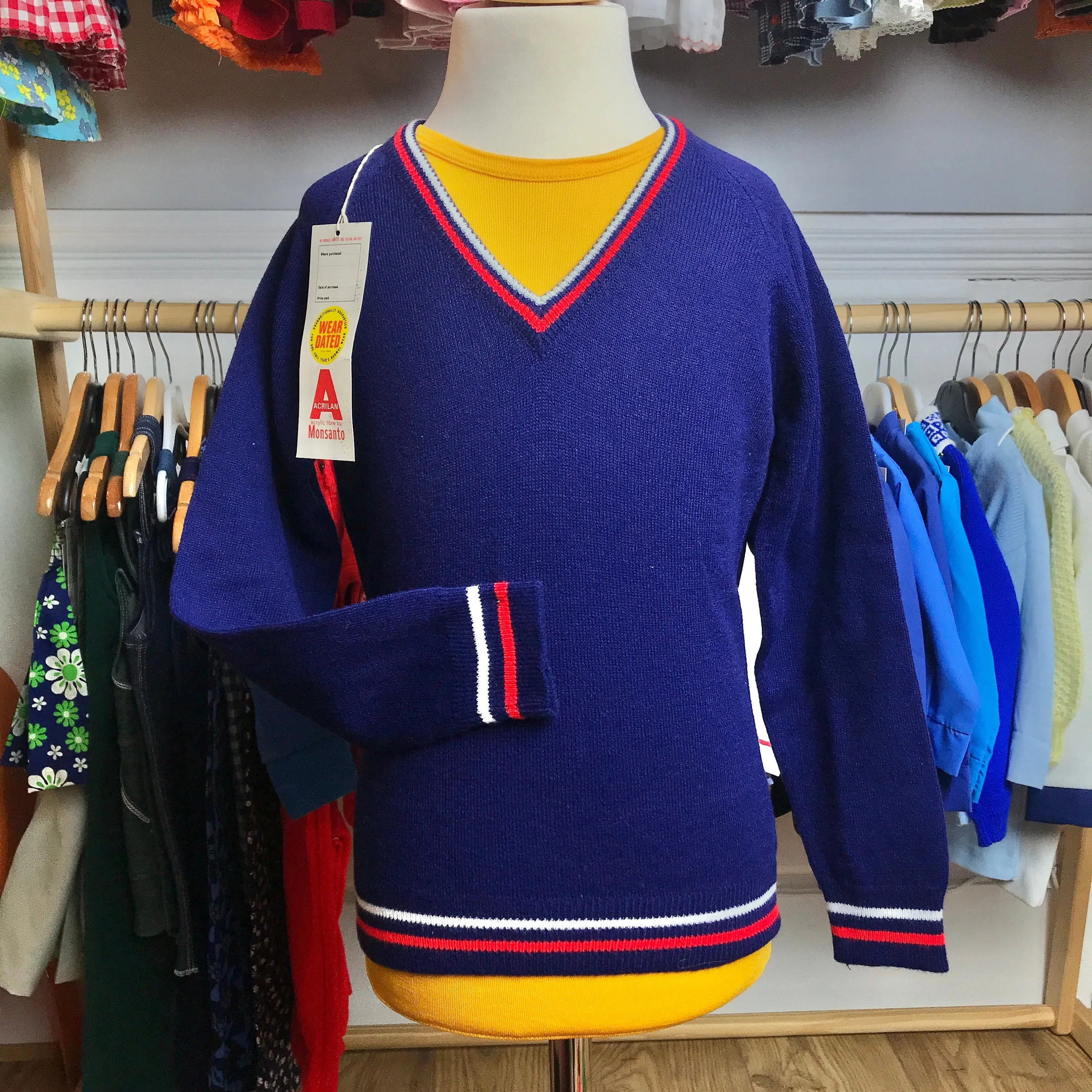 1970's Children's Navy Mod V-Neck Jumper / 6-8 Years