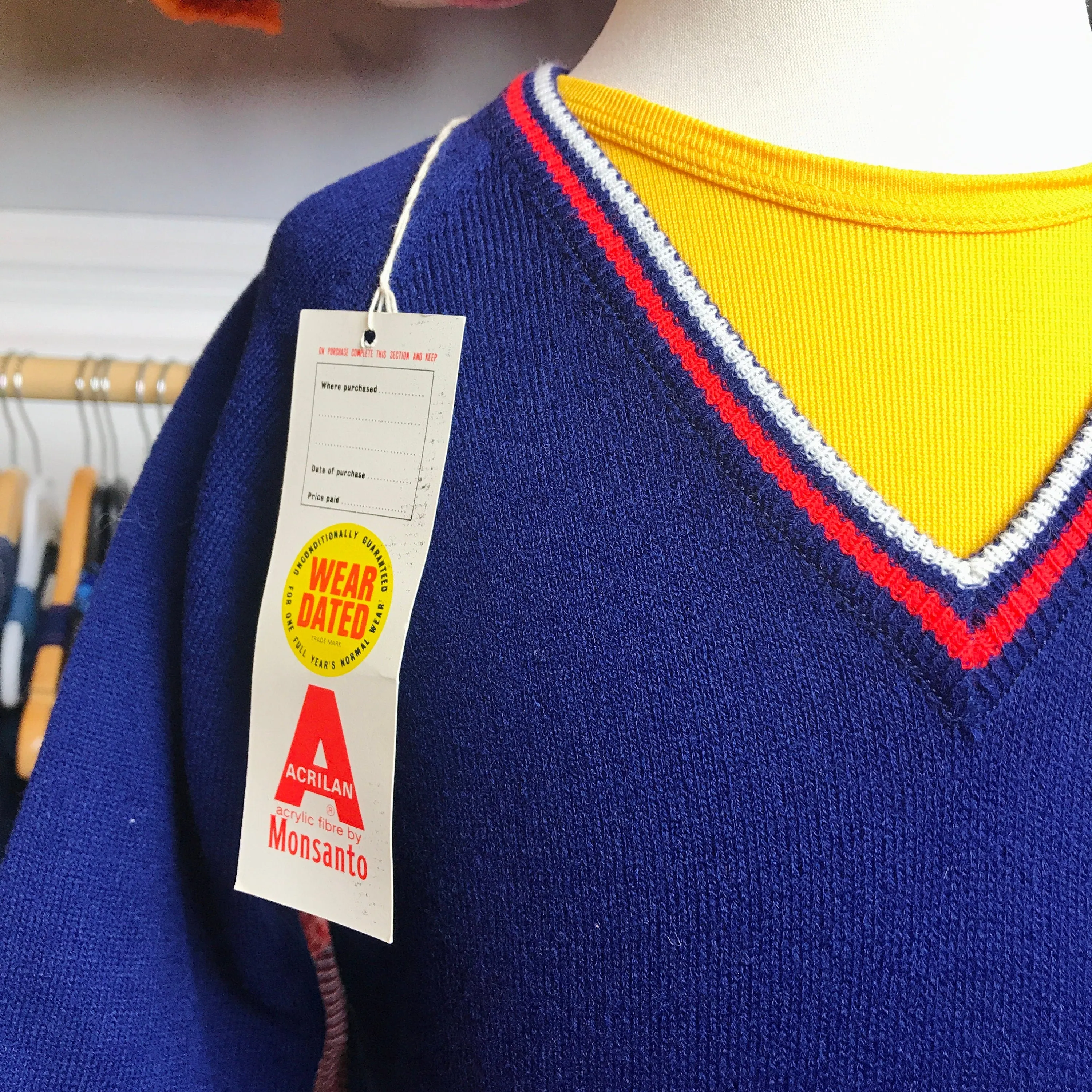 1970's Children's Navy Mod V-Neck Jumper / 6-8 Years