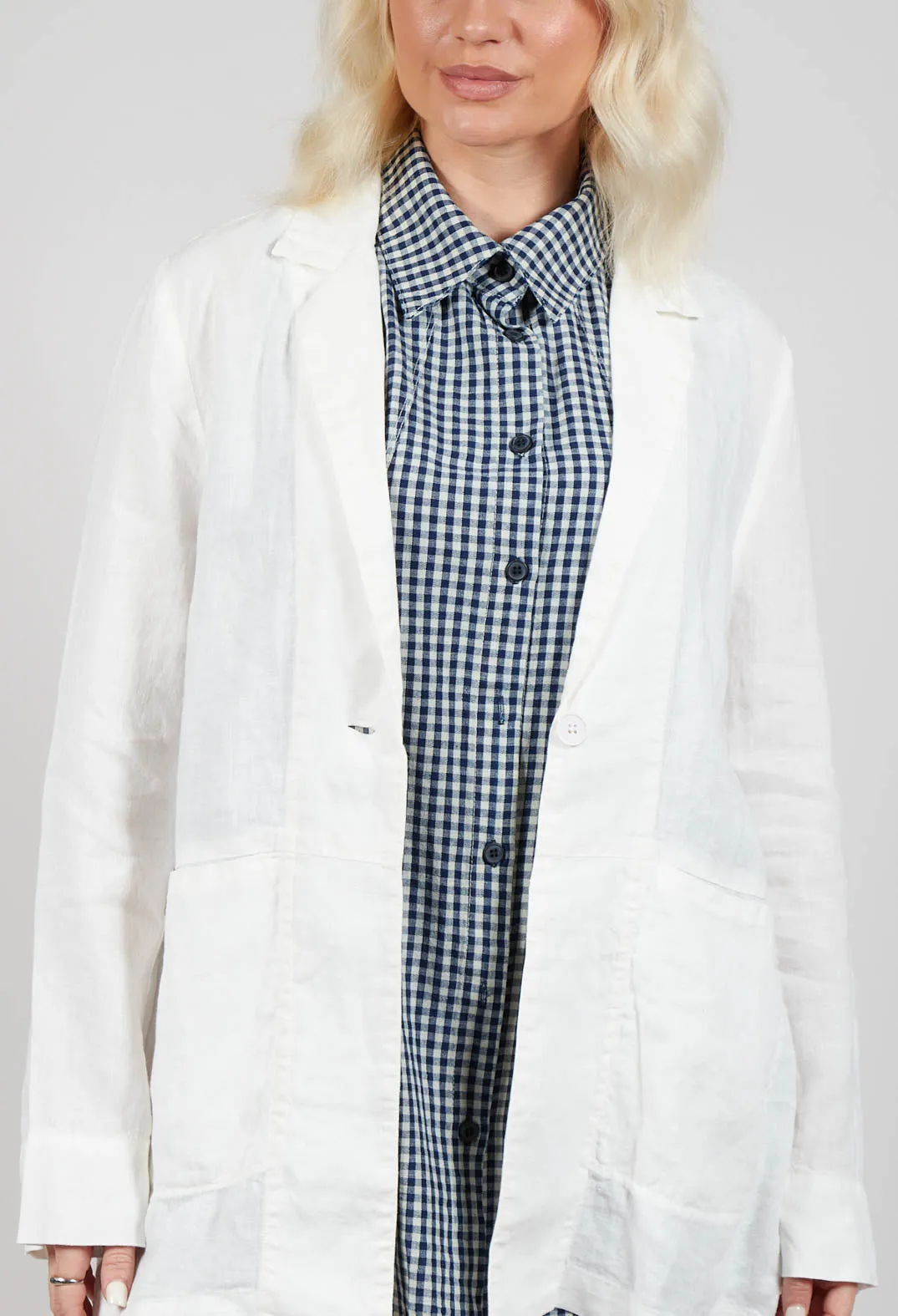 Ambato Blazer in Off White