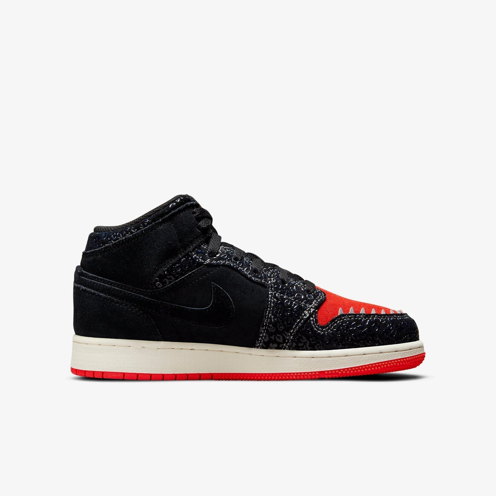 (GS) Air Jordan 1 Mid SE 'SiEMPRE Familia' (2021) DN5121-001