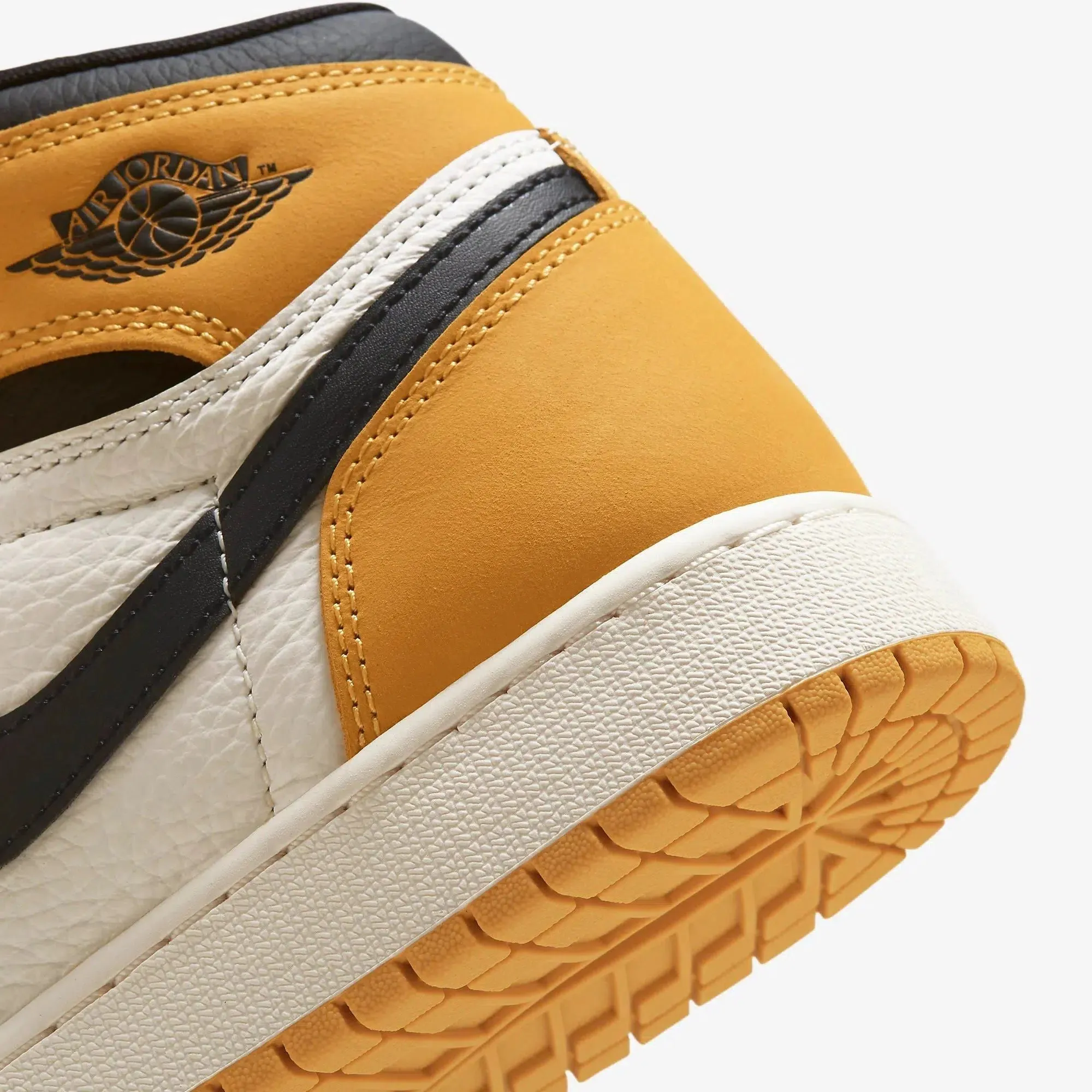 (GS) Air Jordan 1 Retro High OG 'Yellow Ochre' (2024) FD1437-701