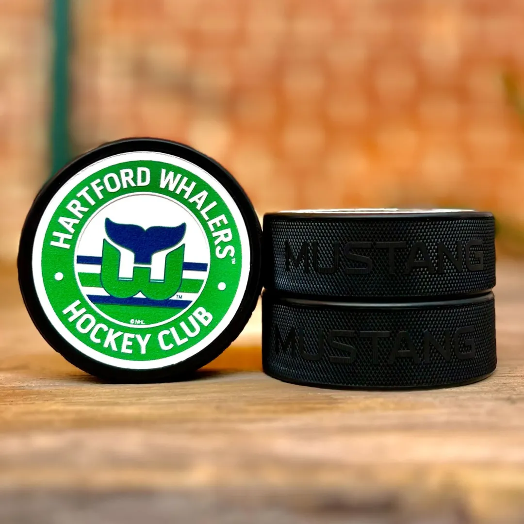 Hartford Whalers Green Vintage Textured Puck