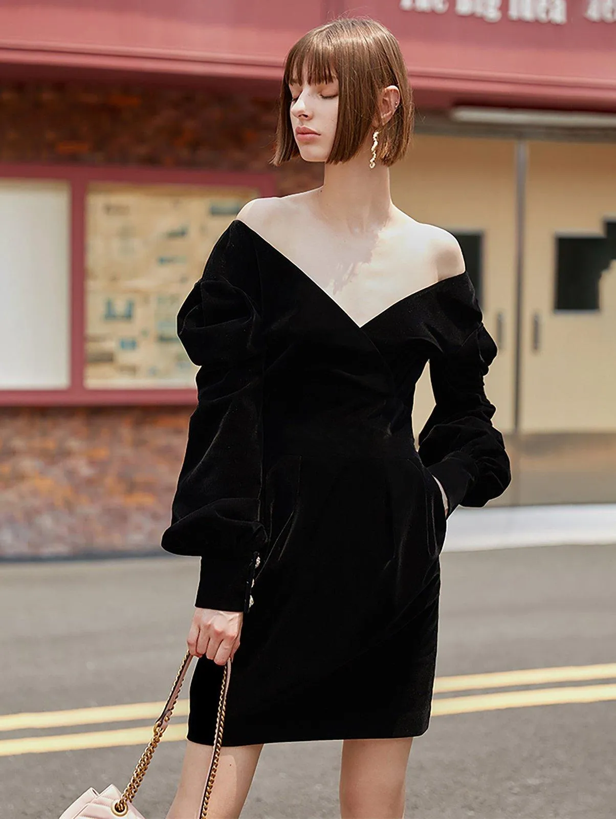 Spring Black Velvet Puff Sleeve V-Neck Dress